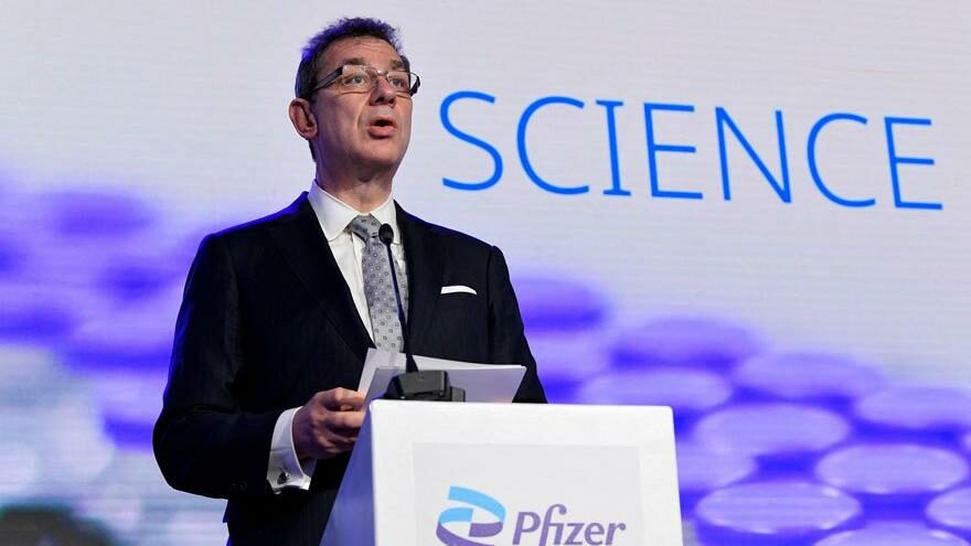 Pfizer CEO’su: Bir kaç ay içinde normale döneceğiz
