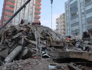 Bakanlık açıkladı: Hangi ilde, kaç bina ağır hasarlı?