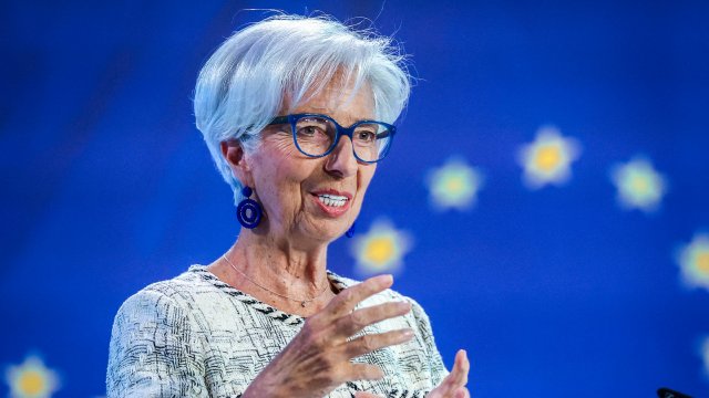 Lagarde: Faiz indirmek için acelemiz yok